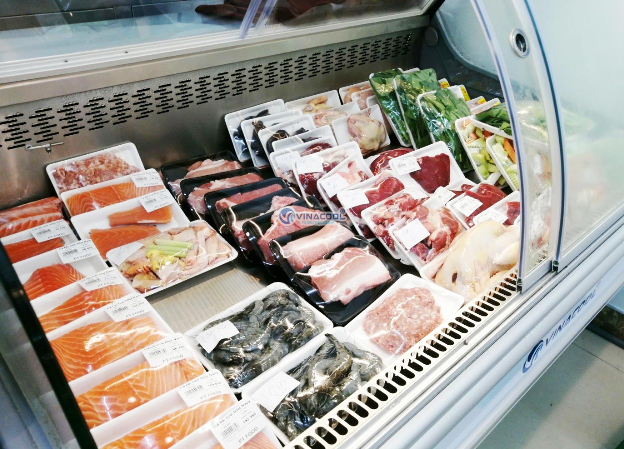 tủ bảo quản thịt cá tươi cửa mở trước